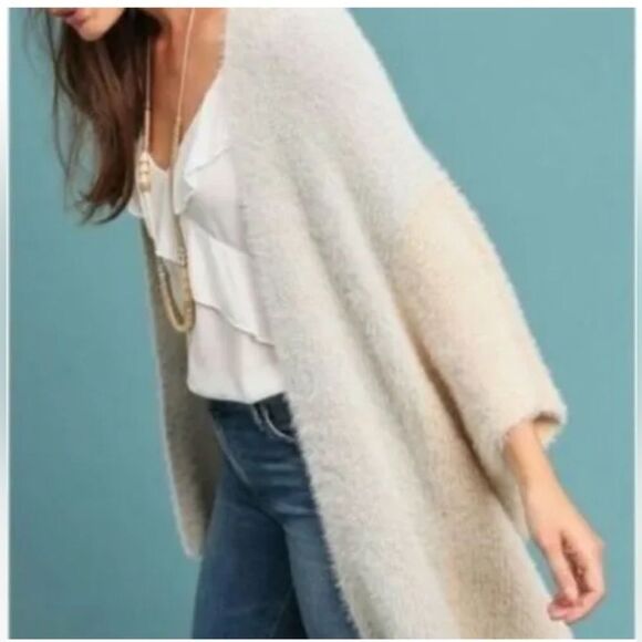 Anthro Saturday/Sunday Cream Cozy Fuzzy Knit Oversized Shawl Wrap Poncho OS - Picture 2 of 9
